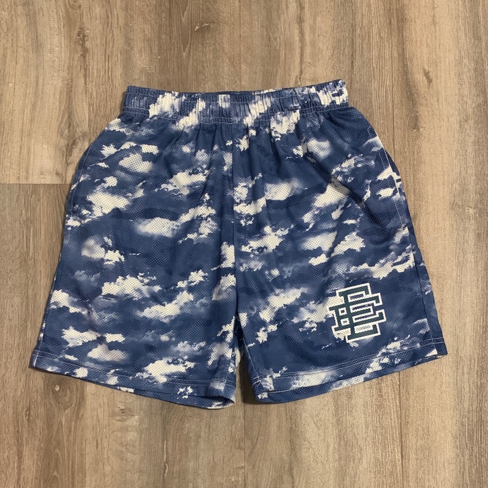 Classic Basic Ee Eric Emanuel Blue And White Clou… - image 1